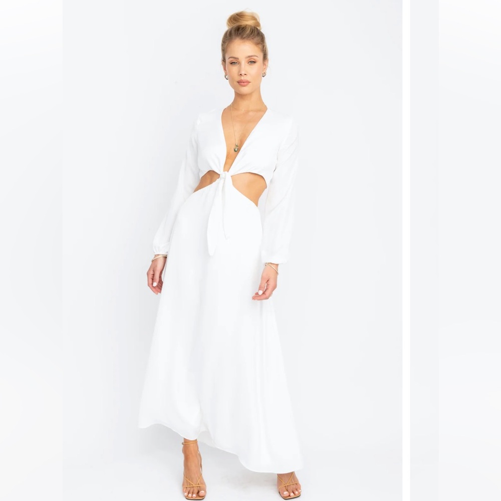 RESA NOELLE MAXI IN WHITE